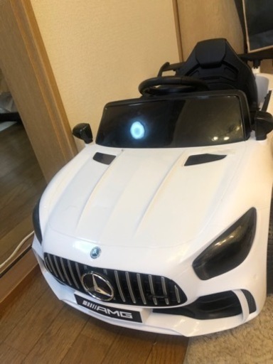 ラジコンカー　リングガールに