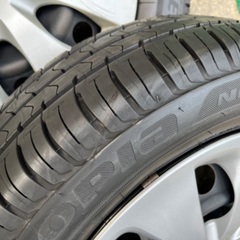 アクア　純正　ホイール付き　新品4本セット