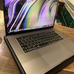 【定価35万】MacBook pro 15インチ　core i9