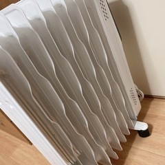 ほぼ未使用】郵送可Electrolux オイルヒーター