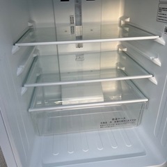 ■2ドア冷凍冷蔵庫 2020年製 Hisense HR-D1302■ハイセンス ホワイト白 単身向け冷蔵庫 1人用