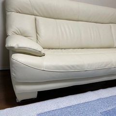 超美品　2〜3人掛けソファ