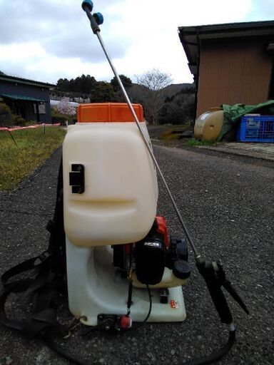 背負い式エンジン動噴(カスケードポンプ) 工進 エンジン式動力式