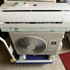 佐賀中古エアコン、シャープ2018年2.2KW税込取付込40番