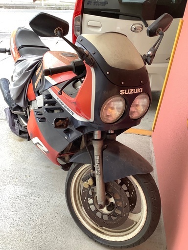 中古車　スズキ　GSX R-400 87年式