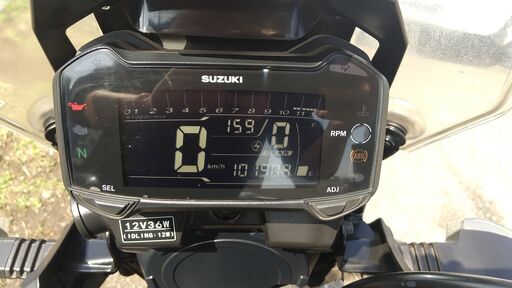 Vストローム250　スズキのアドベンチャー　ヴェルシス？オフロード？250ｃｃ