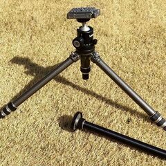 Gitzo（ジッツオ）の三脚セット、ローアングルも可能