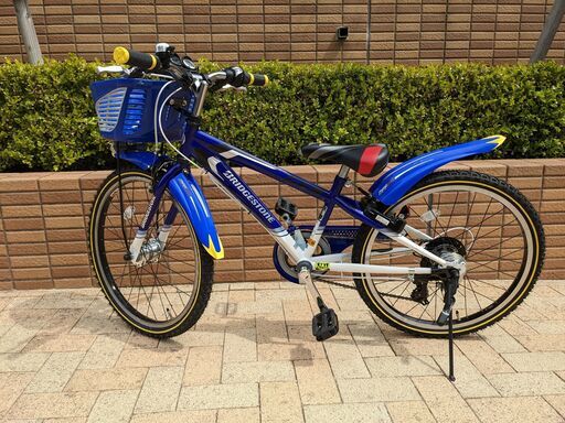 ほぼ新品ブリヂストン男の子用２０インチの自転車（保証付き）