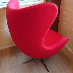 【ほぼ新品】格安！エッグチェア赤ロッキング機構Eラウンジチェア