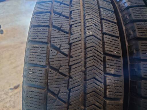 ●冬タイヤ BRIDGESTONE VRX 155/65R14 スタッドレス 2015年モデル４本販売　4013