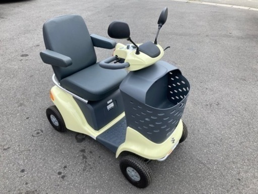 スズキ　セニアカー　電動車椅子