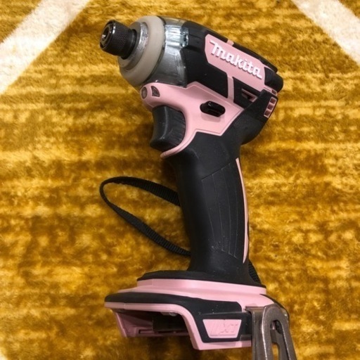 マキタ インパクトドライバー14.4v TD137d 本体のみ