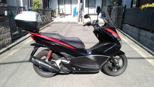 ★★PCX150(KF18)限定色（赤黒ツートン）★★ PCX150(KF18)限定色（赤黒ツートン）