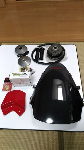 PCX150(KF18)限定色（赤黒ツートン）