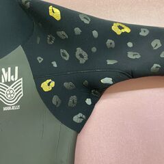 Moon Jelly　ウエットスーツ　セミドライ