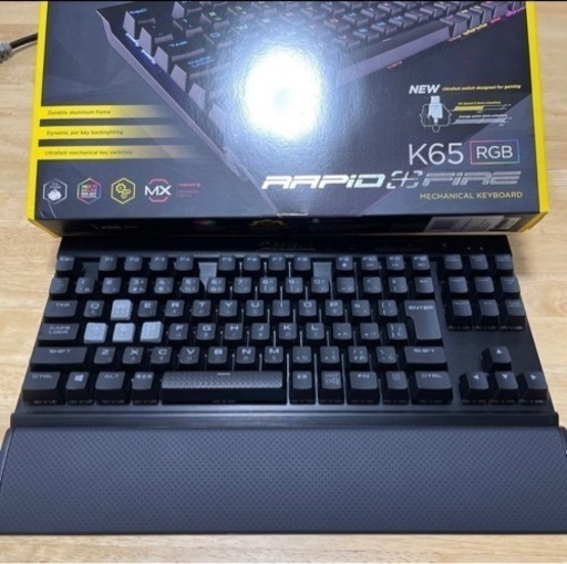 Corsair K65 RAPIDFIRE ゲーミングキーボード