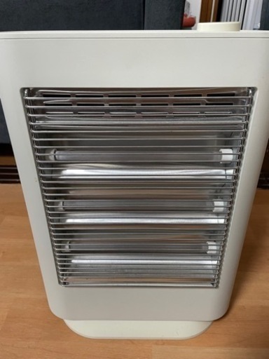 加湿機能付　電気ヒーター