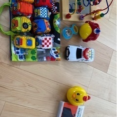 【ネット決済】1歳前後の子供向けおもちゃ　パトカー、車、お風呂用...