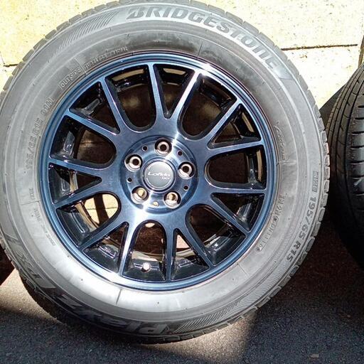 ハイエース 200系にて使用 三菱パジェロ純正ホイール 逆ゾリ