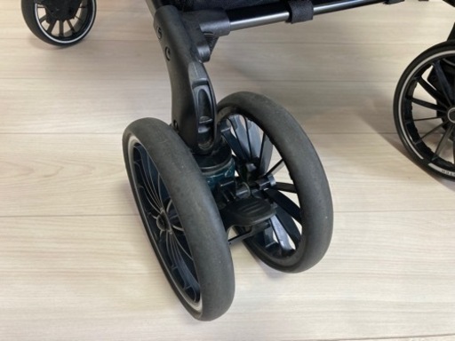 コンビ　ベビーカー　スゴカルスイッチプラス