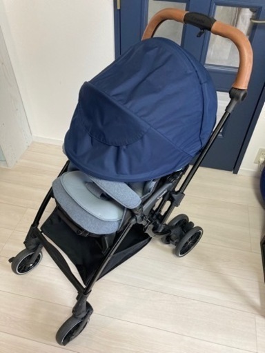 コンビ　ベビーカー　スゴカルスイッチプラス