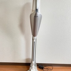 アイリスオーヤマ　掃除機　充電式