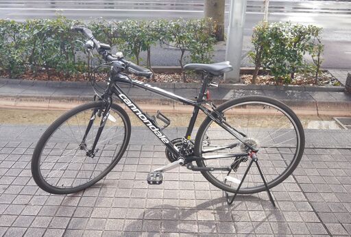 【ジモ取引終了5/17】≪J433ジ≫ Cannondale/キャノンデール QUICK 4 クロスバイク Sサイズ 2013年モデル 3×7変速ギア 21段階ギア ブラック/黒 28インチ 自転車