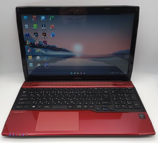 Lenovoノートパソコン i3(中古)、4GBのメモリ、SSD240GB、15.6 Lenovoノートパソコン i3(中古)、4GBのメモリ、SSD240GB、15.6