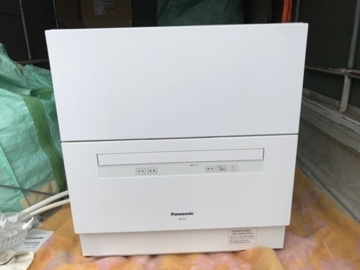 【清掃済】 Panasonic  食器洗い乾燥機　NP-TA3-W  2020年製