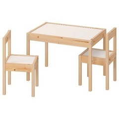 【受付終了】IKEA LATT子ども用テーブル チェア2脚付