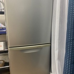 【ネット決済】冷蔵庫　panasonic NRB141W 138l