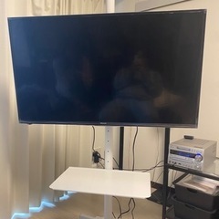 美品】スタンド付き43型テレビ