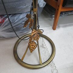 鍛冶屋の店van　テーブルランプ　スタンドライト 鍛冶屋の店 ヴァン すずらんシェード テーブルランプ 薔薇