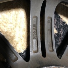 ホイールは中古品、使用感はありますが、タイヤは新品未使用品です✨