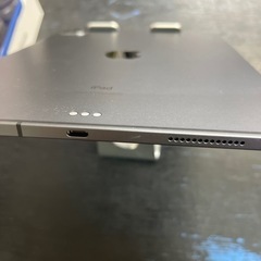 SIMフリー】【美品】iPad Pro (第2世代) 11インチ 128GB スペース 