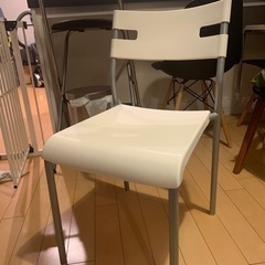 IKEA スタッキングチェア(白)