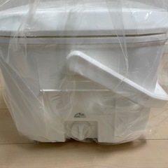 【新品】ダイワ ライトトランクα ZSS 2400 クーラーボックス