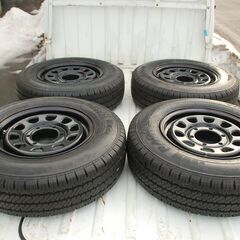 DAYTONA ‘s デイトナズブラック 15in.X6.5J 6H-139.7 +40スチール＆タイヤ195/80R15 HANKOOK RA08 107/105L 中古 4本SET