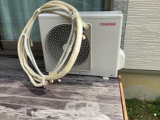 東芝エアコン　2019年製　6畳用　使ってください