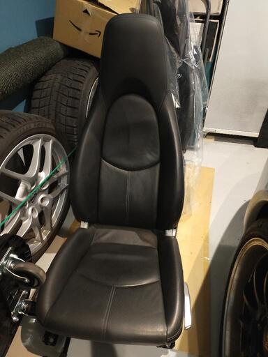 ポルシェ911（997後期）純正シート（ヒートシーター）2脚　破れあり