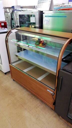 中古　洋菓子ショーケース　大穂　（ケーキショーケース）