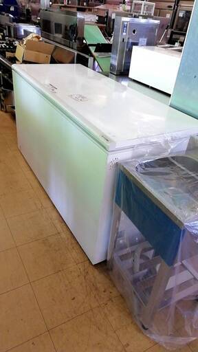 （期間限定・条件有にて値引き有り商品）中古　冷凍庫　（冷凍ストッカー）　サンデン　1800