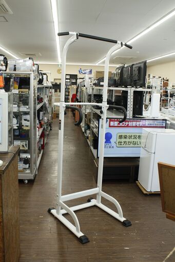 札幌 引取 ☆ ぶら下がり健康器 懸垂 ダンベル 腹筋 トレーニング エクササイズ 機器 用品 ホワイト 自宅トレーニング