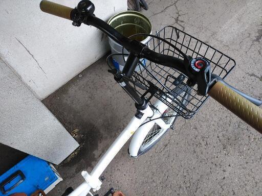 札幌市内配達無料！中古20インチ折り畳み自転車ホワイト。 【公式通販】