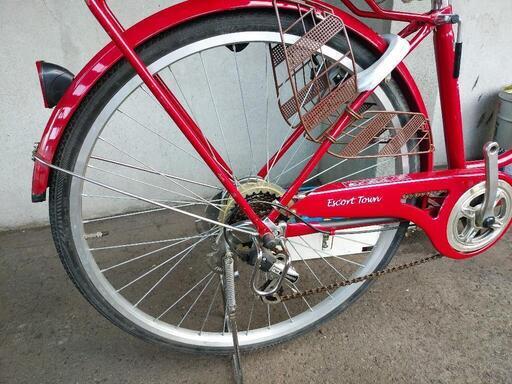 取引決定しました！札幌、江別市内配達無料。中古27インチレッド！ 取引決定しました！札幌、江別市内配達無料。中古27インチレッド！