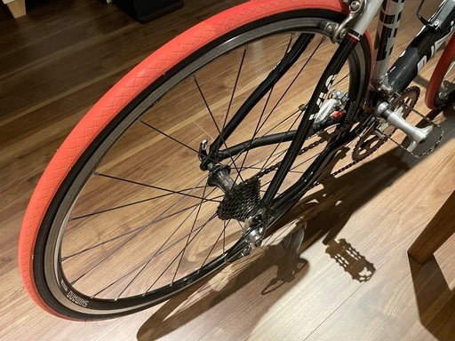 ドイツ製ロードバイク UNIVEGA VIA ANTARIS PRO シマノ105 20段変速