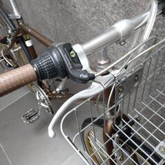 前後タイヤ新品✨オシャレ🎵籠付クロスバイク😊❗