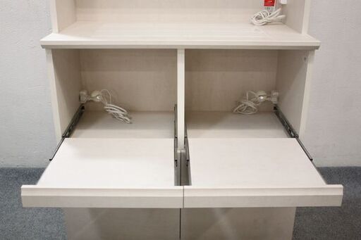 ビーカンパニー B-COMPANY コチーナ キッチンボード 食器棚　ホワイト