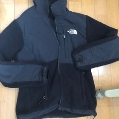 The NORTH FACE フリースアウター