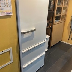 さらに値下げしました アクア 冷蔵庫 272L AQR-27J 白